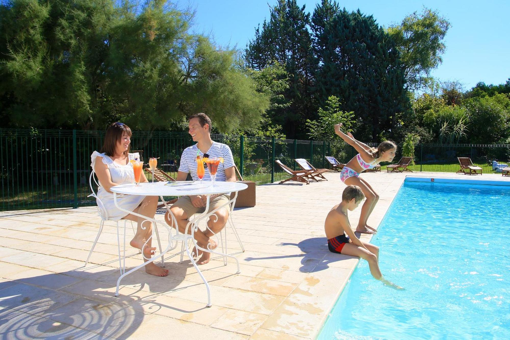 Logis Auberge Du Centre Chitenay 외부 사진
