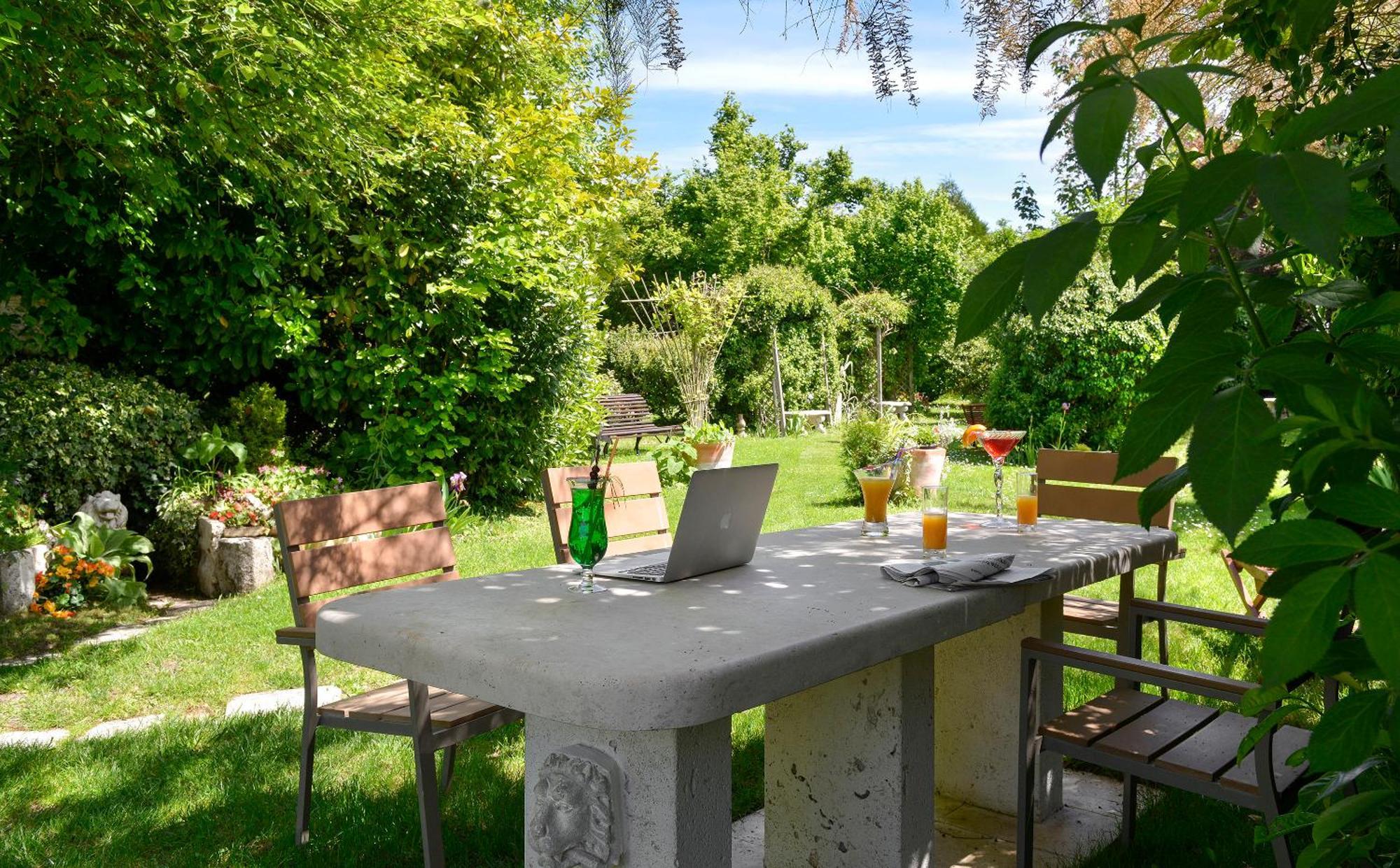 Logis Auberge Du Centre Chitenay 외부 사진